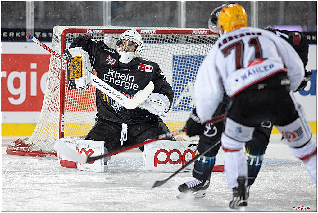 PENNY DEL;  Kölner Haie - Fischtown Pinguins; Köln, 22.12.2022